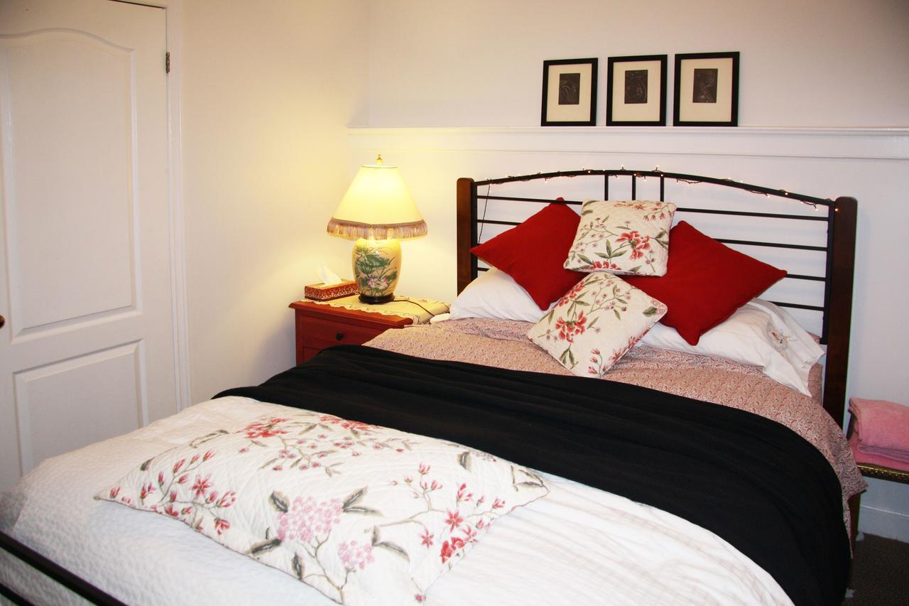 2 Moon Cottage Niagara-on-the-Lake Esterno foto